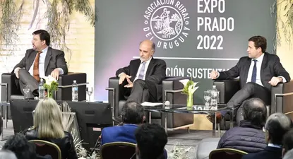 Peña, Mieres y Labat durante su exposición en la Expo Prado.