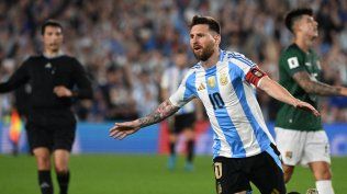Eliminatorias: Argentina goleó a Bolivia con hat-trick de Lionel Messi; mirá los goles