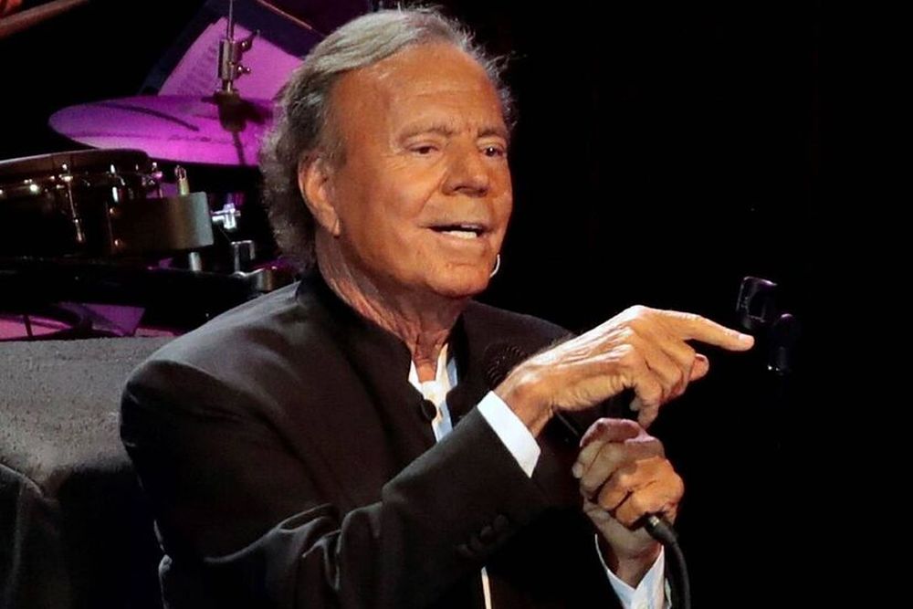 El artista español Julio Iglesias