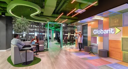 Globant es una compañía nativa digital que brinda servicios de innovación, diseño e ingeniería de gran escala a las organizaciones