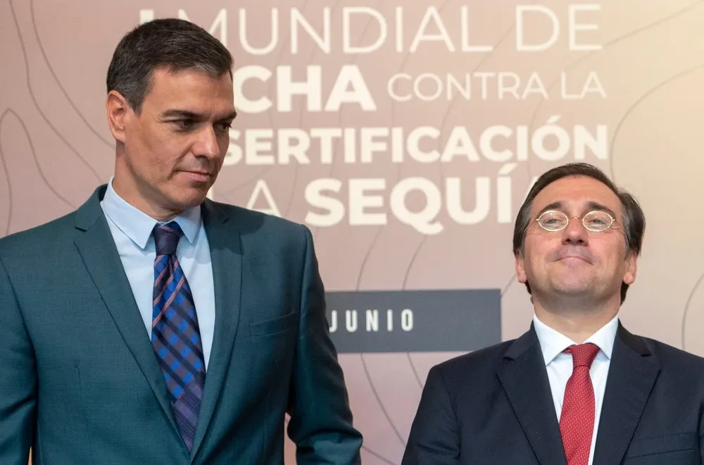 El presidente Pedro Sánchez y el ministro de Asuntos Exteriores, José Manuel Albares.
