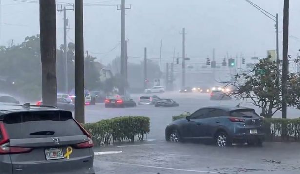 Temporal en Miami: La lluvia y el alerta por inundaciones repentinas paralizan toda la ciudad