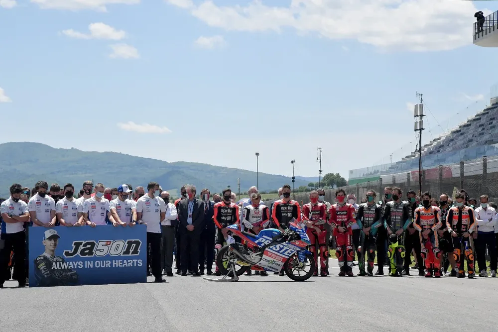 Murió Jason Dupasquier tras su grave accidente en Moto3