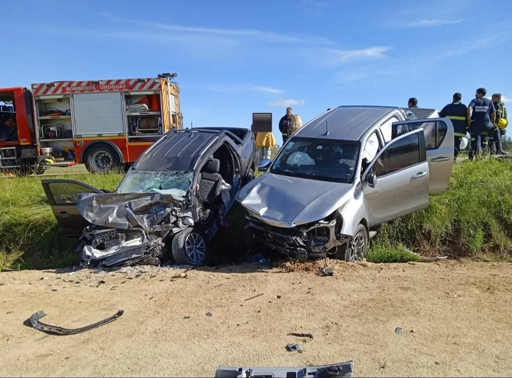 Así quedaron las camionetas tras el accidente