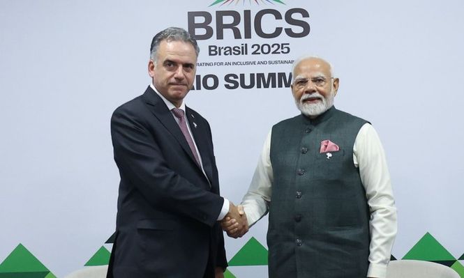 Yamandú Orsi y Narendra Modi