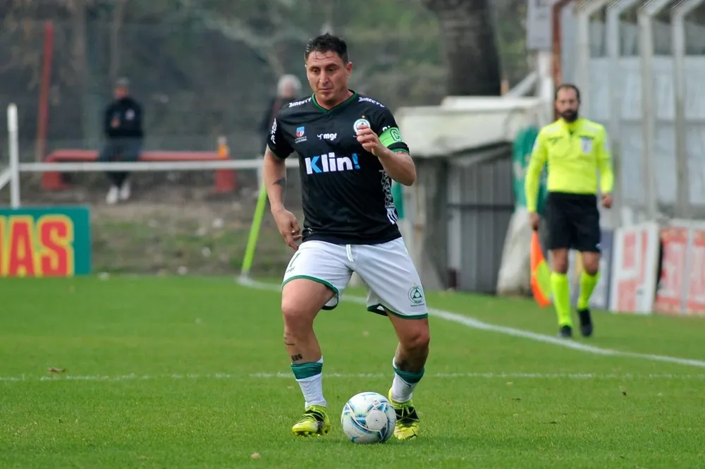 El Cebolla Rodríguez se lesionó en Plaza Colonia