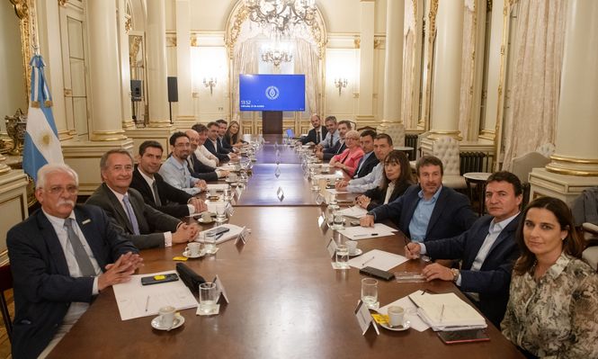 El Gobierno ofrecerá recortar los fondos a los partidos políticos para aumentar el financiamiento educativo