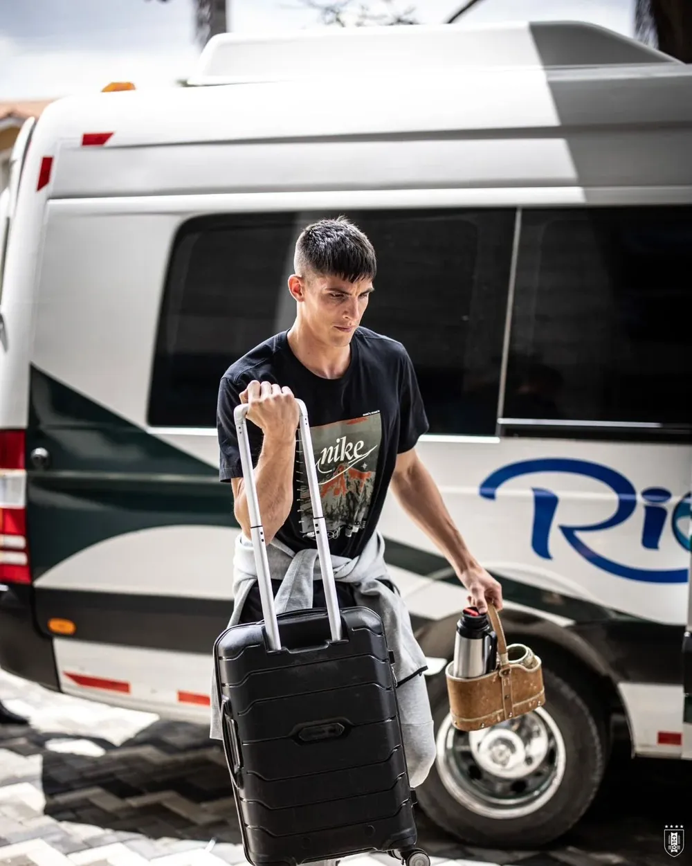 Sergio Rochet en su llegada a Colombia