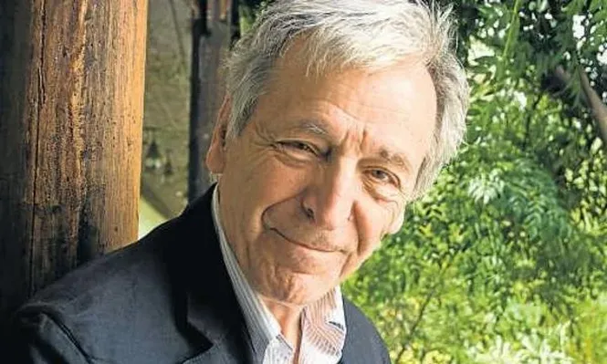 Costa Gavras recibe la Medalla de las Artes