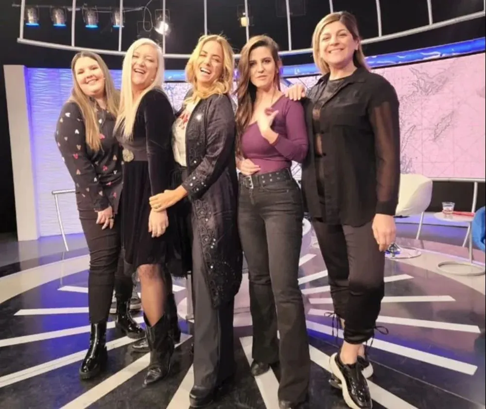 El equipo de La culpa es de Colón