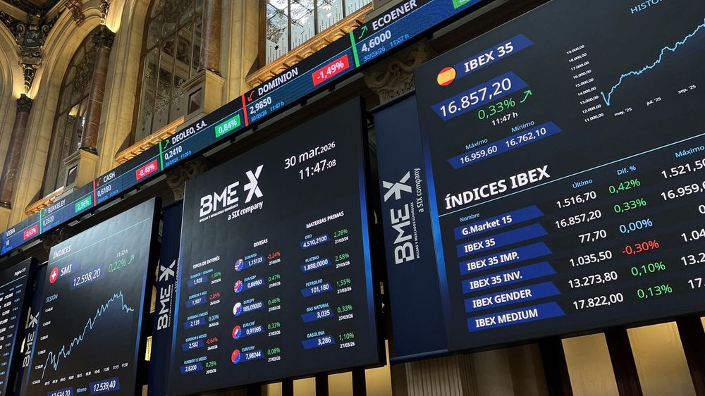 Los paneles de la Bolsa de Madrid.