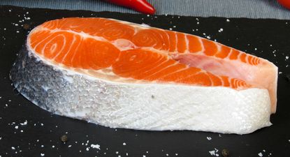 El pescado azul: tu mejor aliado para un bronceado rápido y natural