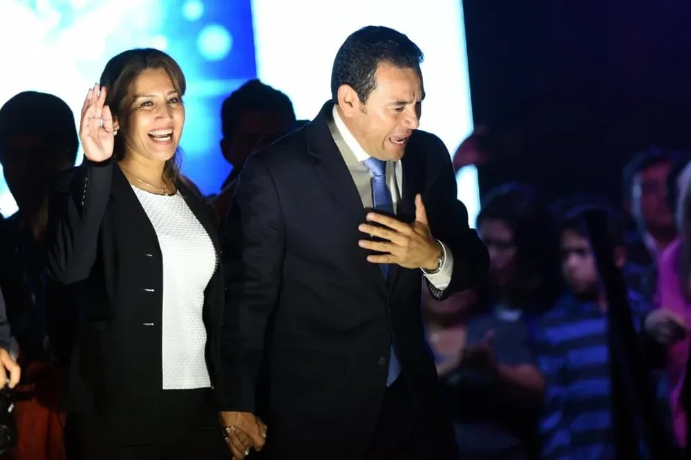 Morales gobernará un país sumido en la pobreza e inseguridad