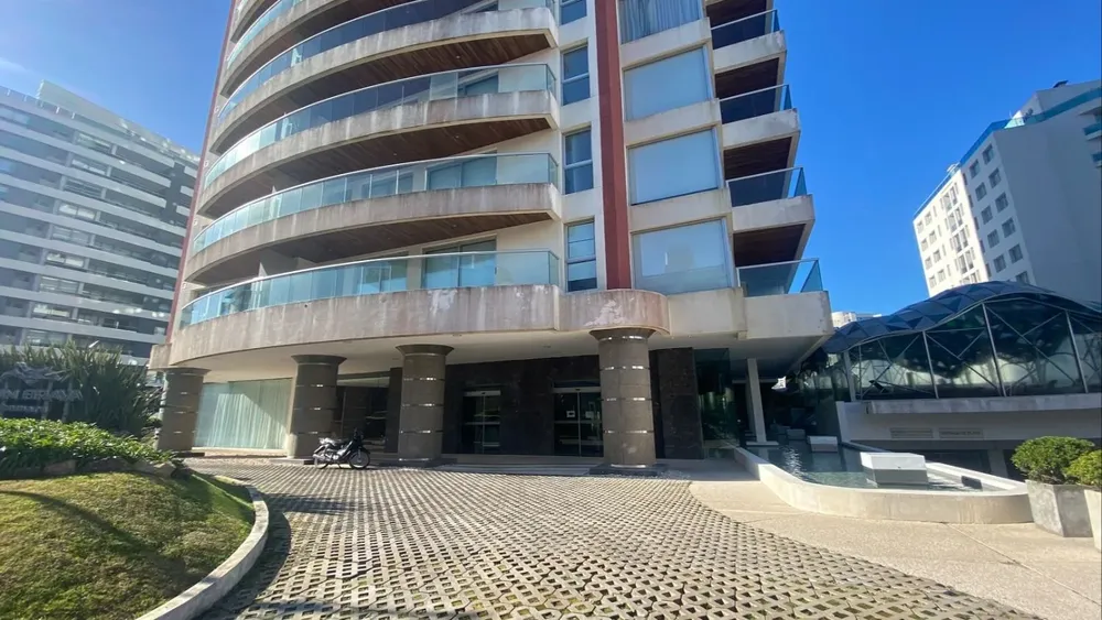 Apartamento penthouse en Punta del Este de la mano de Iocco.