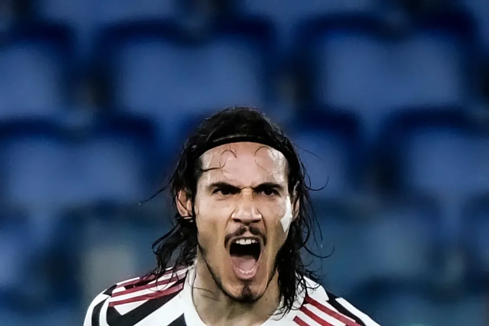 Edinson Cavani atraviesa un gran momento en Manchester United