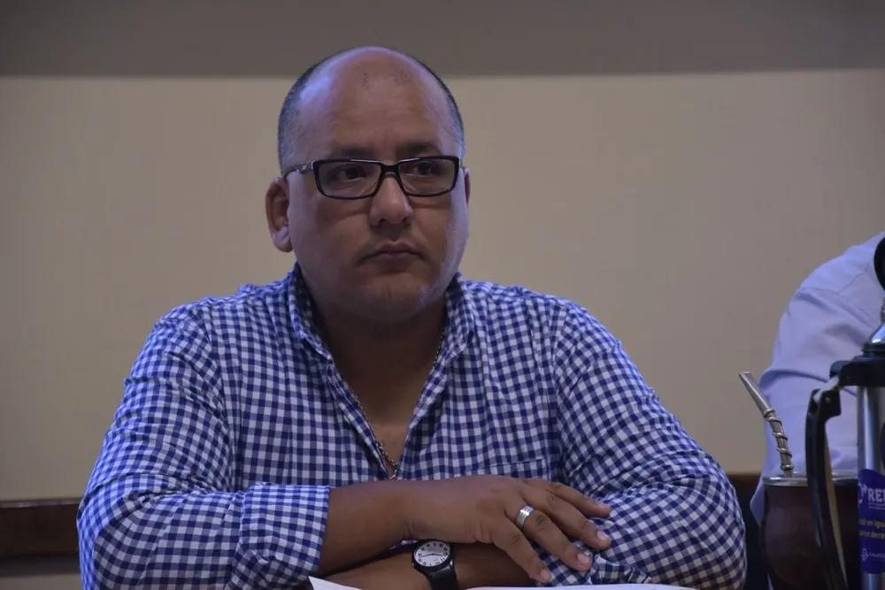 Presidente de FENAPES, José Olivera