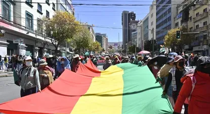 El Ejecutivo boliviano concluyó que es fundamental frenar el avance de la derecha nacional e internacional que busca acortar su mandato.