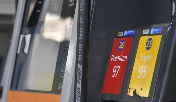 Combustibles: proyecciones anticipan baja en los precios de la nafta y el gasoil para marzo