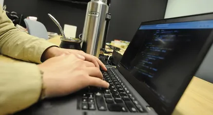 El teletrabajo tuvo un impulso por la pandemia de covi-19; hoy varios países del mundo apuestan por ser la casa de los nómades digitales, al menos, por un tiempo prolongado.