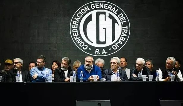 La CGT se volverá a reunir el próximo martes para organizar la marcha del día del trabajador.