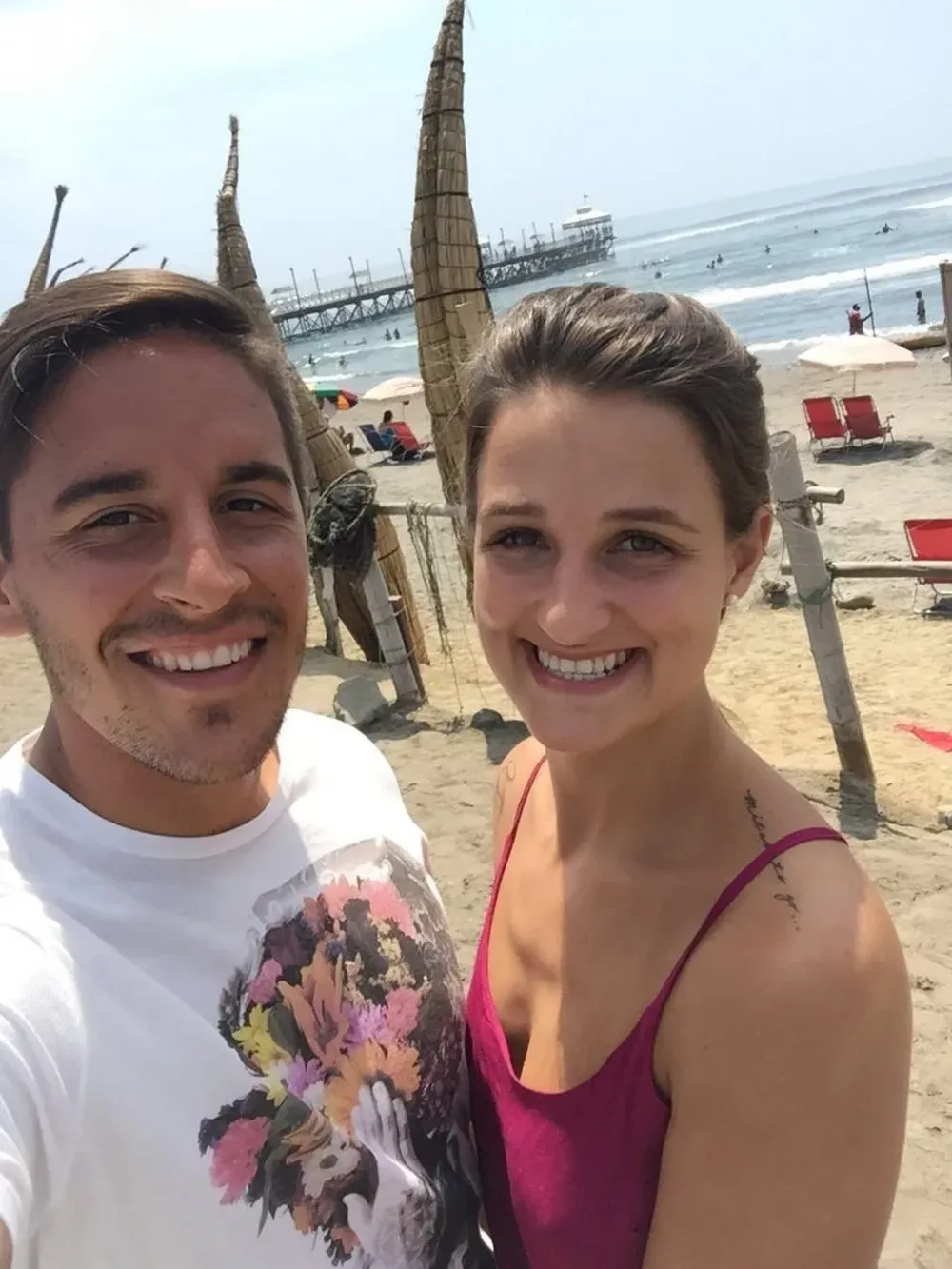 Alejandro Hohberg y su novia en Perú