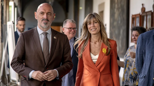 Joaquín Goyache, rector de la Universidad Complutense de Madrid, y Begoña Gómez en un acto