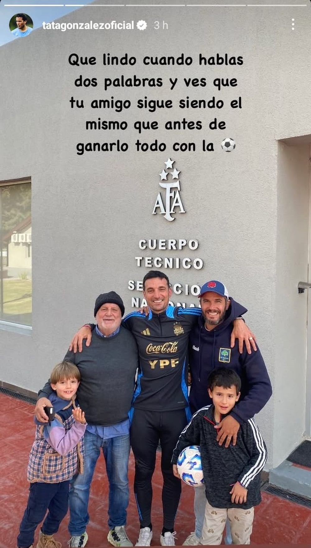 El reencuentro del Tata González con Lionel Scaloni El reencuentro del Tata González con Lionel Scaloni
