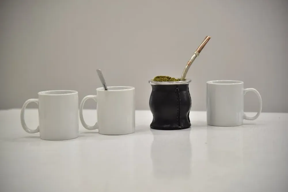 Las bebidas muy calientes son aquellas consumidas a temperaturas superiores a 65 grados