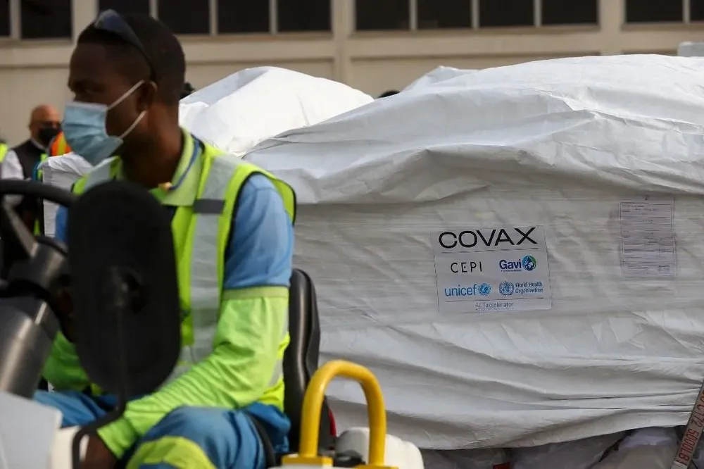 Ghana fue de los primeros países en recibir dosis del plan Covax