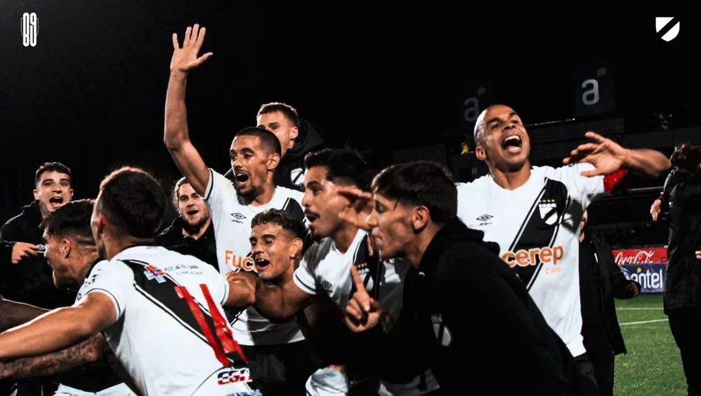 Danubio celebró el regreso a Primera división