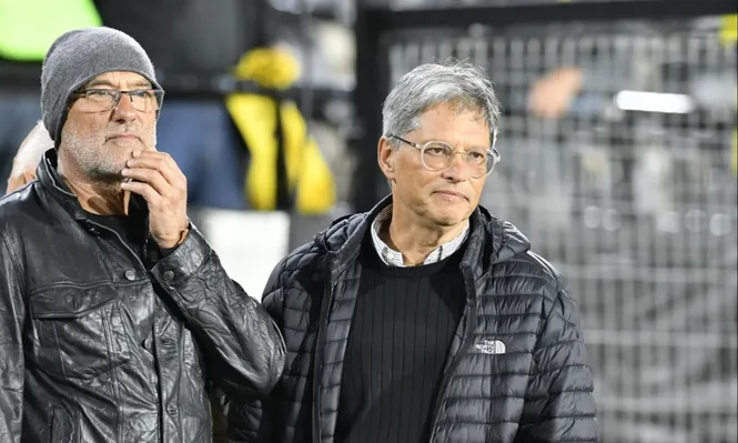 Eduardo Zaidensztat (d), vicepresidente de Peñarol