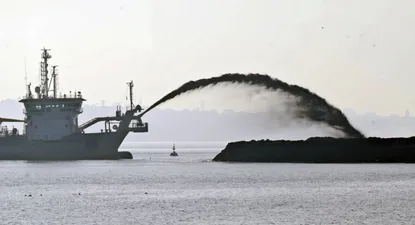anp viaja a panama para buscar restablecer la ruta de maersk