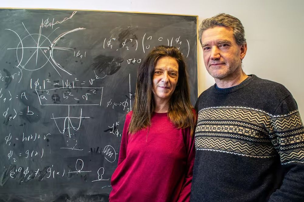 Huerta, porteña, y Casini, rosarino, se conocieron en Bariloche durante sus respectivos doctorados en física.