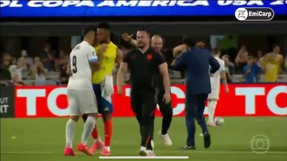 Luis Suárez encaró a Miguel Borja