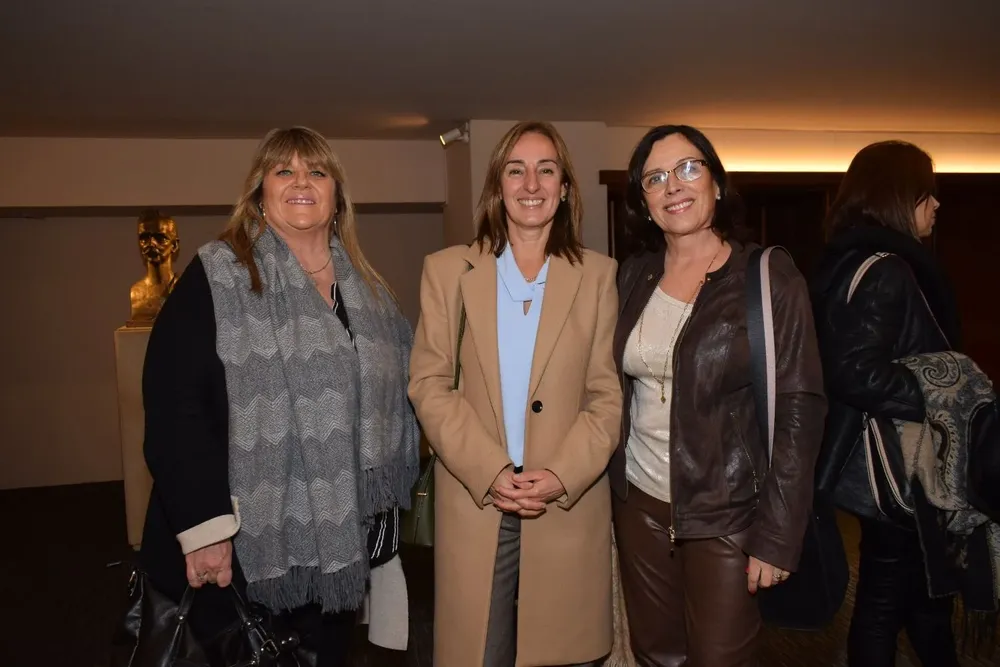 Giselle Chales, Yanina Costa y María Alpuin
