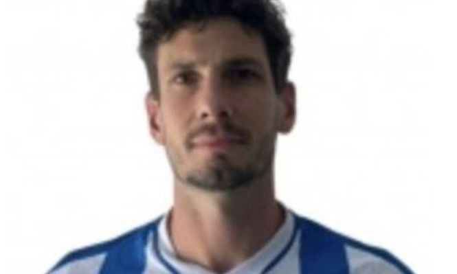 Felipe Avenatti con la camiseta de Avaí de Brasil