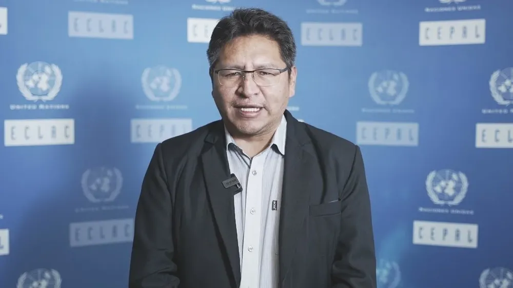 Freddy Mamani, el vicecanciller de Bolivia, fue el encargado de hacer el anuncio.