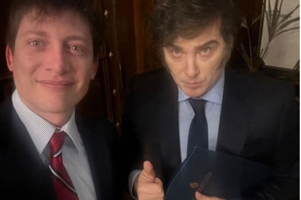 santiago-caputo-javier-milei