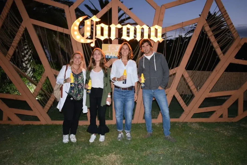 Valentina Schaffner, Sharon González, Gabriela Cibils y Alejandro Jarque