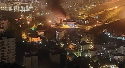 Incendio y tiroteo en la cárcel de Irán donde están detenidos presos políticos