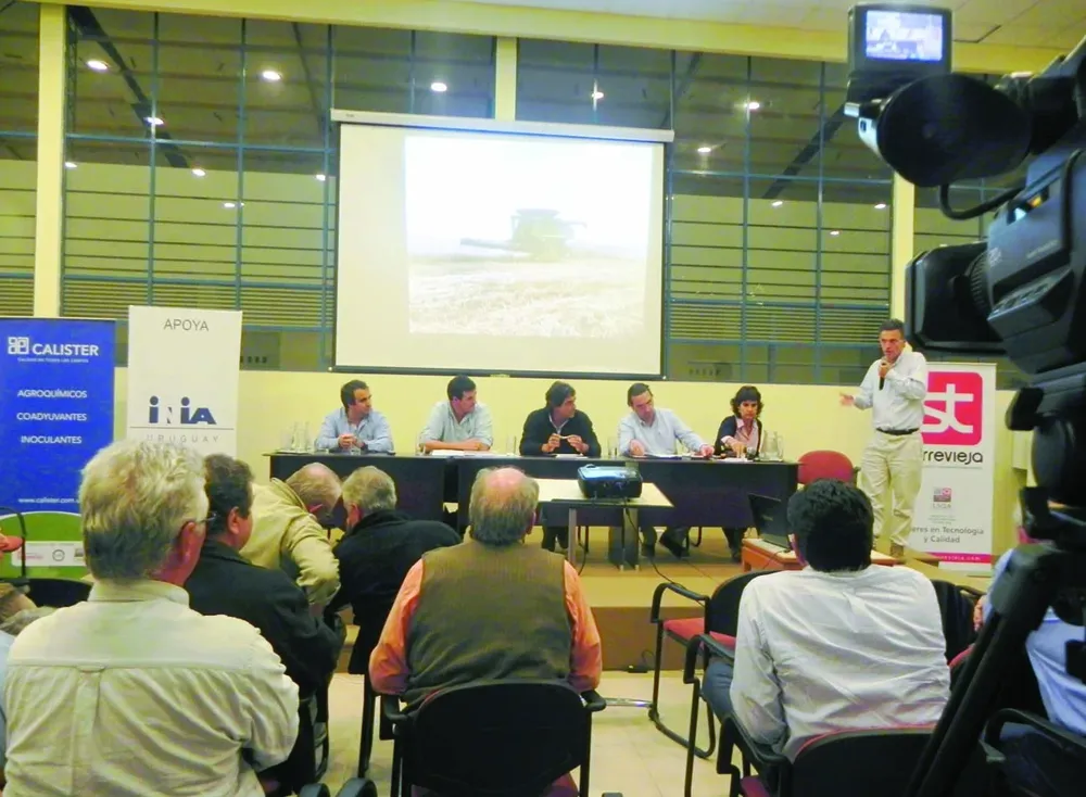 Vuelve el debate al anfiteatro de INIA Tacuarembó
