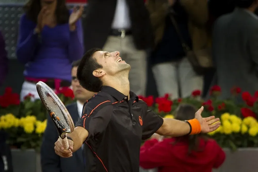 Djokovic celebra un nuevo título