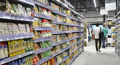 La inflación volvió a caer en julio y se afianza dentro de la meta de gobierno