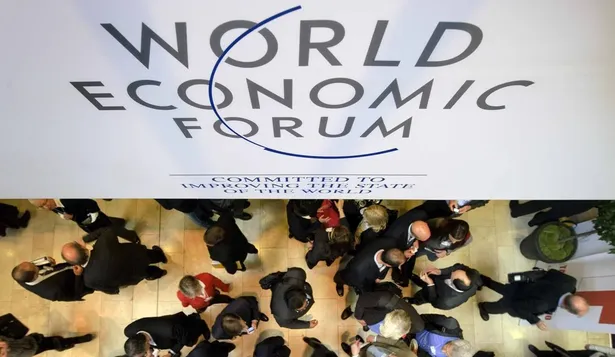 Líderes de Davos buscan quien empuje de la economía mundial