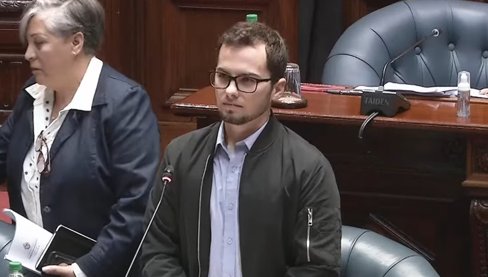 Claudio Arbesún en su asunción como senador