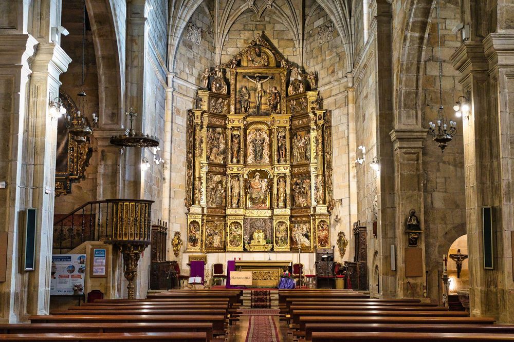 Muchas personas sienten que tienen que hacer grandes esfuerzos para conectar su vida religiosa con su vida sexual.
