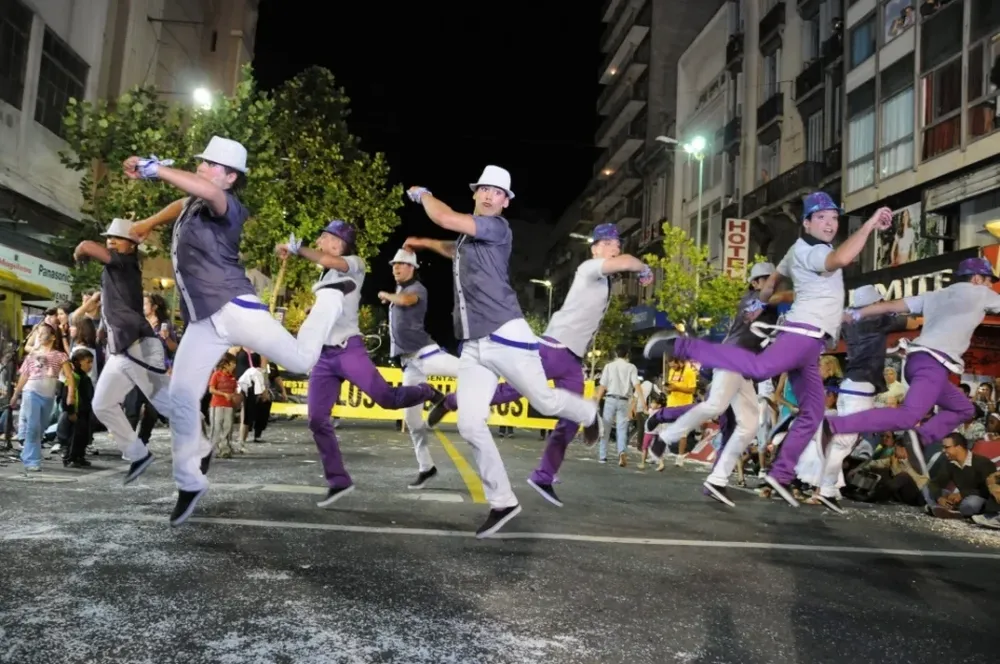 El desfile irá desde Plaza Independencia a Barrios Amorín