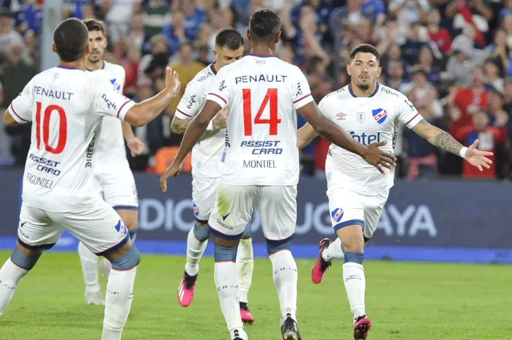 Federico Martínez en Nacional