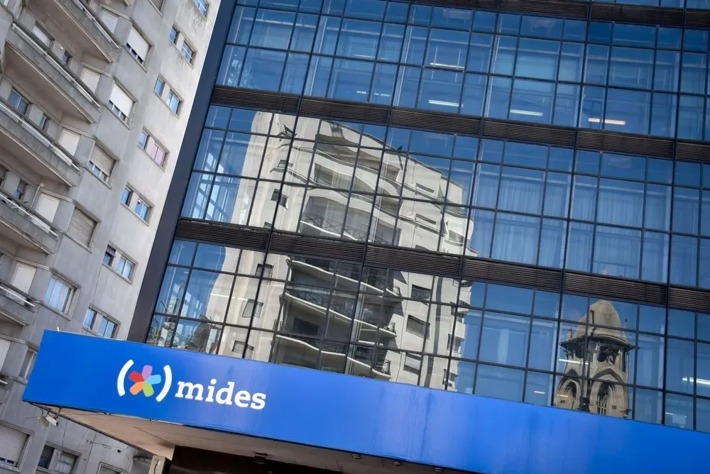 Fachada del edificio del Ministerio de Desarrollo Social (Mides)