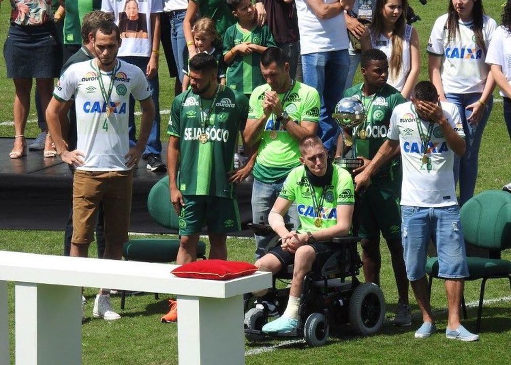 Alan Ruschel, Helio Neto y Jackson Follman, sobrevivientes de Chapecoense
